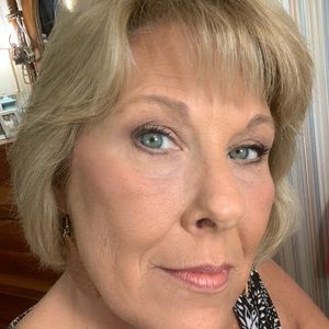 Meet your Posher, Maryjune